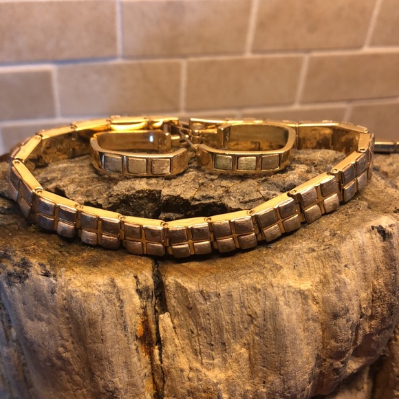 Gold Square linked together with silver - Picture 2 of 5